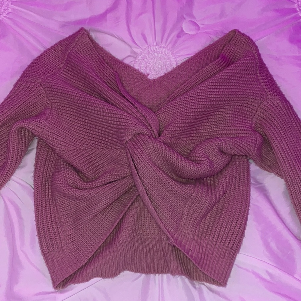 American Eagle Sweater with twisted front